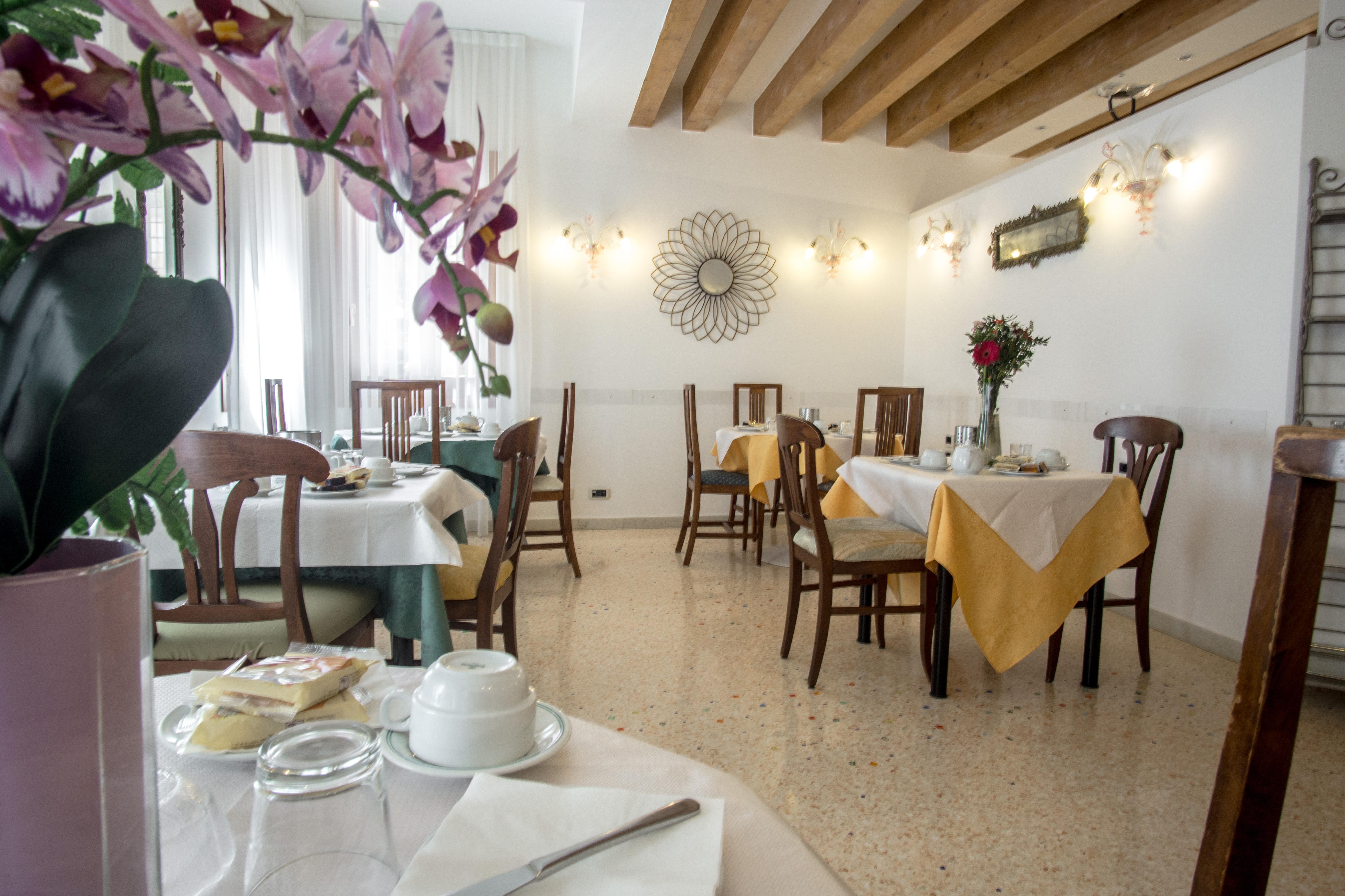 Hotel Antigo Trovatore Venice Exterior photo